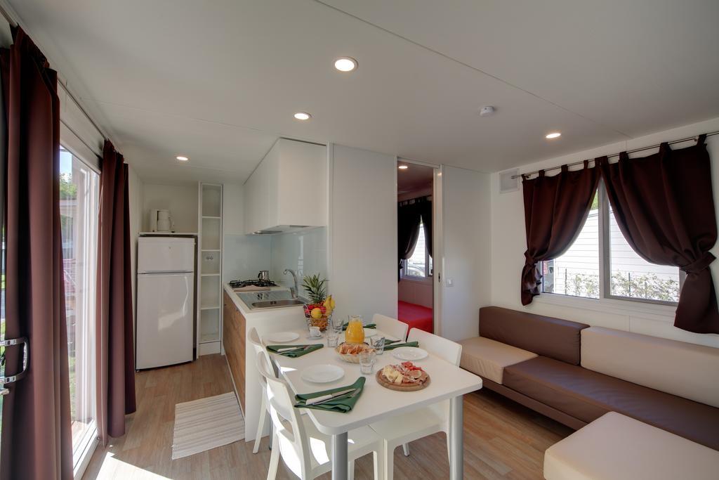 Camping Residence & Lodge Orchidea 바메노 외부 사진